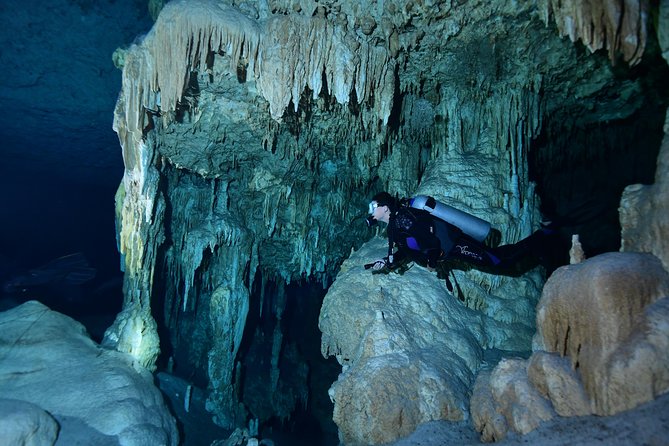 2 dives in Cenote Dos ojos Certified Divers - The value of $200 per person