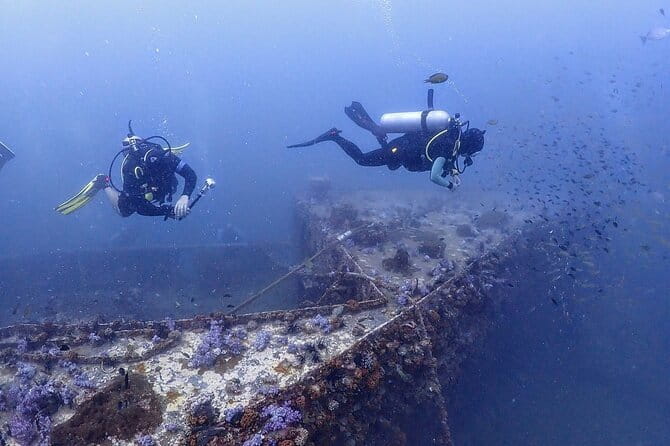 3 Fun Dives in Racha Yai and Racha Noi for Certified Divers - Food and comfort on the boat