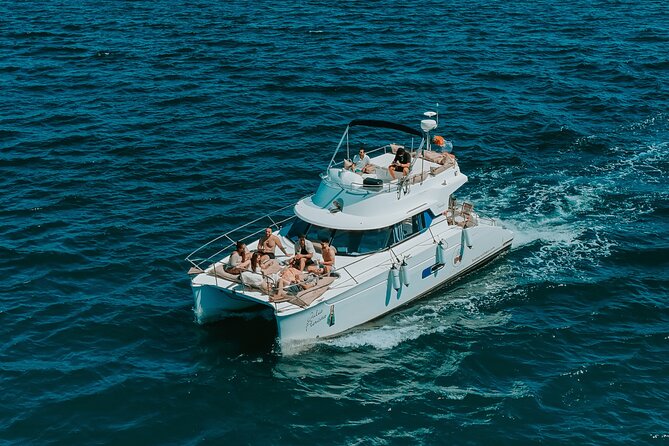 3 Hours Private Tour with Dives in Catamaran in Lisbon - Quick reasons to consider this Lisbon boat trip