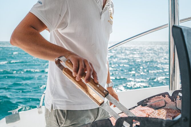 3 Hours Private Tour with Dives in Catamaran in Lisbon - What the private format is really worth