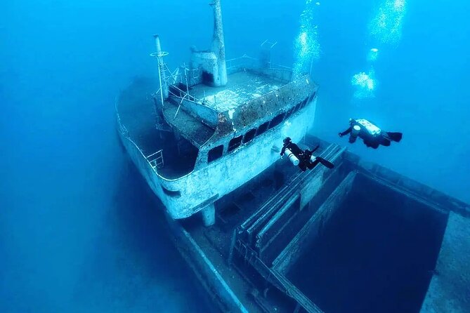 3 Wreck Dive Day in Zenobia and Elpida - Nitrox and the qualification rules