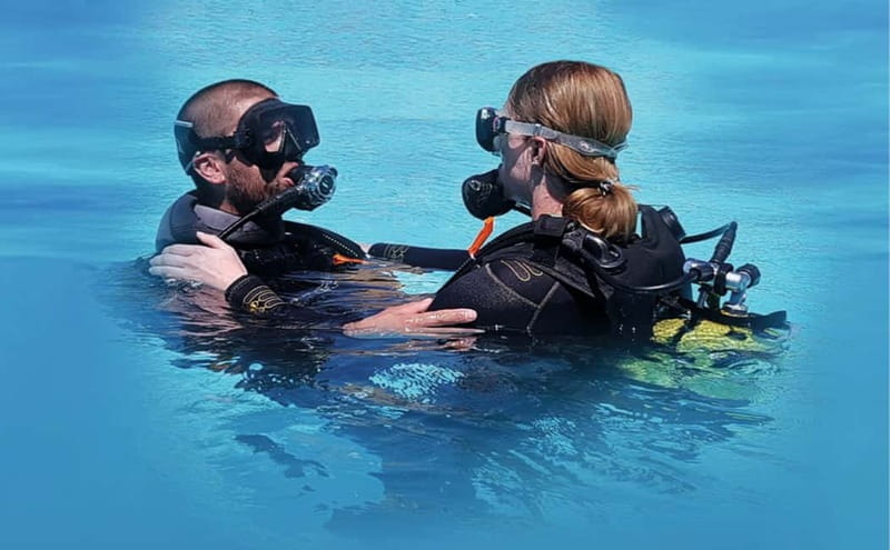 Albufeira: Scuba Diving Experience for Beginners - Theory first: the part that makes the sea safer