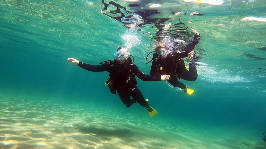 Athens East Coast: Discover Scuba Diving in Nea Makri - Why Schinias Bay works for a first scuba session