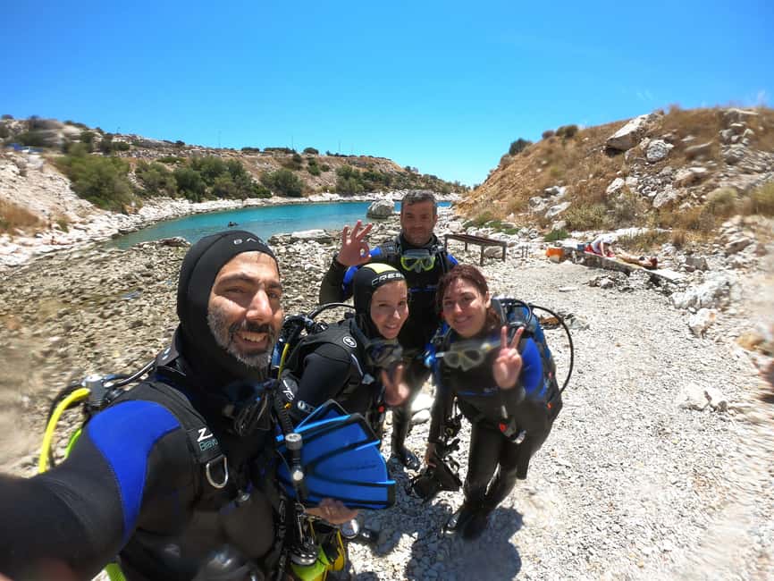 Athens: Try Scuba Diving - Equipment fitting and the trip to the coast
