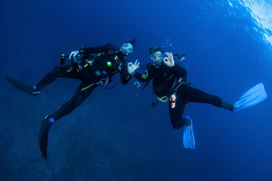Beginner Scuba Dive with Scubapoint Tenerife in Turtle Area - Finding your breathing rhythm underwater