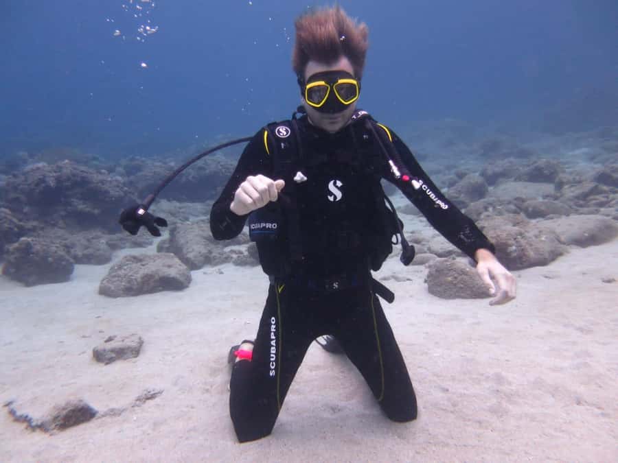 Blue Bay: LEARN TO DIVE TODAY with CORAL DIVING Team - Booking flexibility and practical details