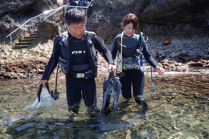 Blue Cave Area Experience Diving!Free feeding & photo images Chinese guide available!1 group with a dedicated instructor - Fish feeding and photos add value