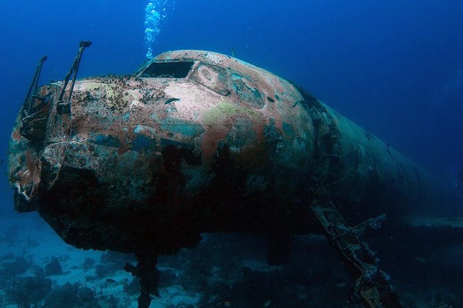 Boat Dive Shipwreck/ Airplanes/ Reef /2 tanks - Two Aruba Sites, One Compact Boat Trip