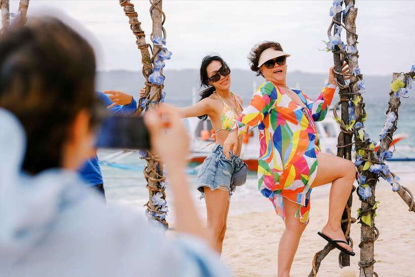 Boracay: Island Hopping with Crystal Kayak & Helmet Diving - Sun, comfort, and what to pack
