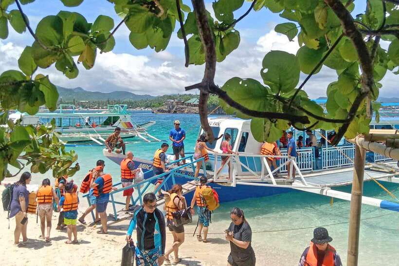 Boracay: Island Hopping with Crystal Kayak & Helmet Diving - A six-hour look at Boracay from the water