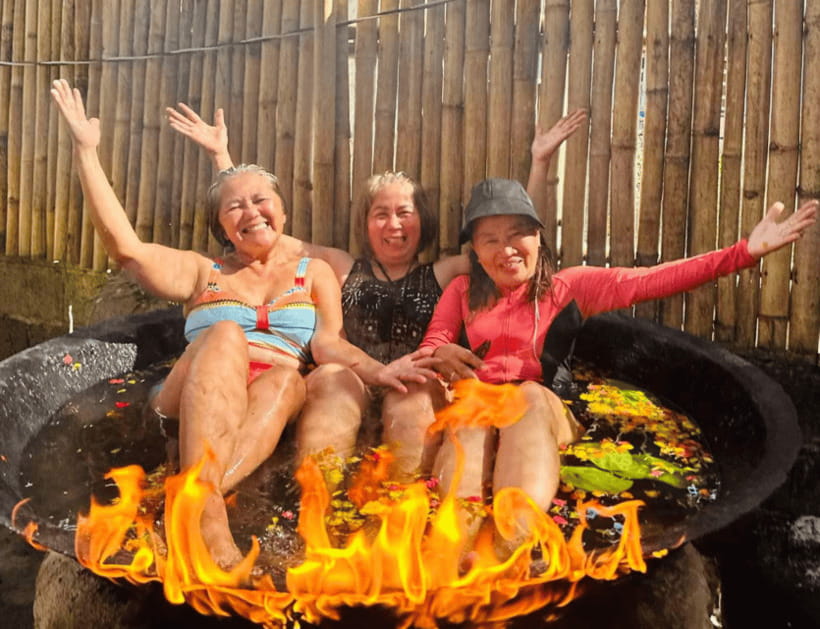 Boracay: Island Hopping with Lunch, Helmet Diving & ATV - Magic Island: free time with optional admission
