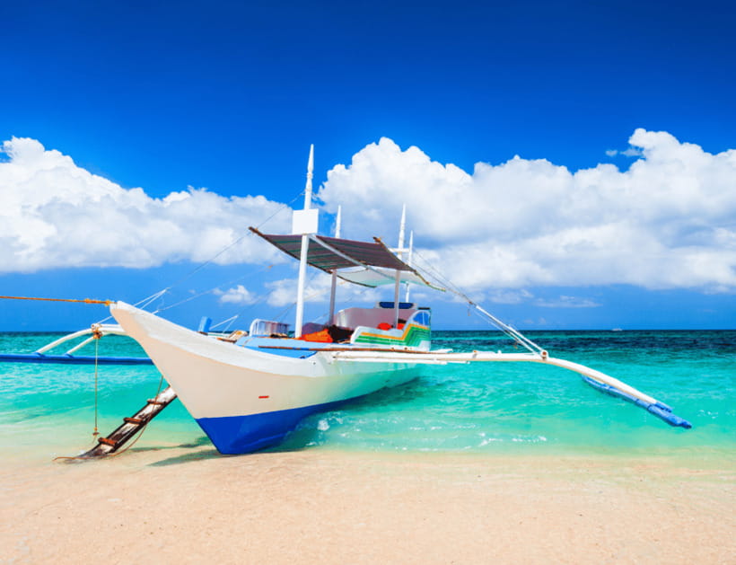 Boracay: Island Hopping with Lunch, Helmet Diving & ATV - Helmet walking along the ocean floor