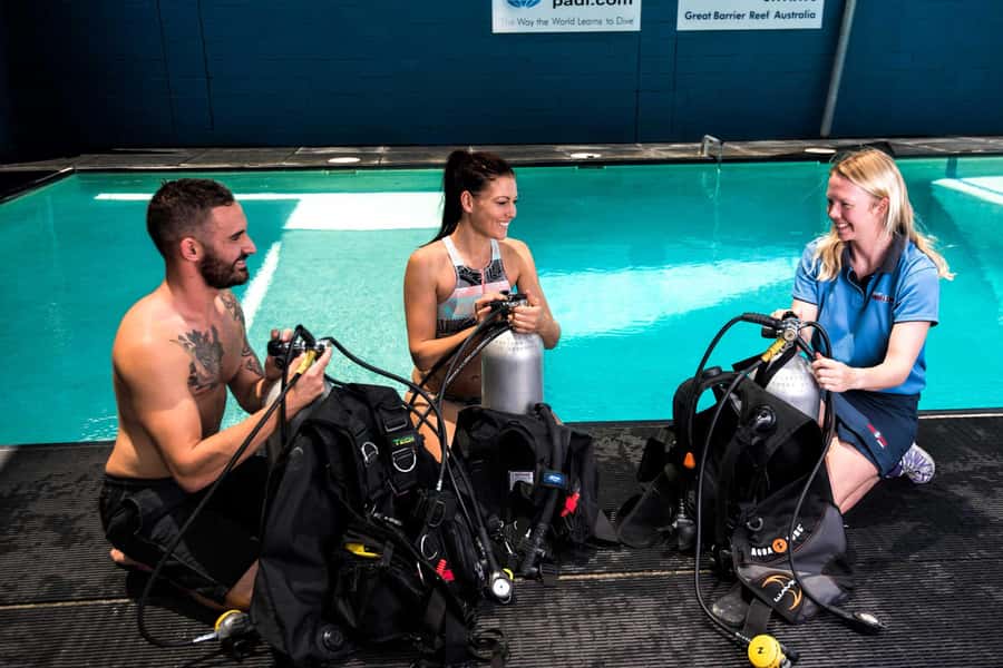 Cairns: Pro Dive 5 Day Learn to Dive Great Barrier Reef - Should you book the Pro Dive five-day course?