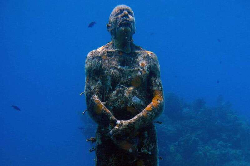 Cancun: Dive Underwater Museum & Manchones Reef - Second stop: Manchones Reef