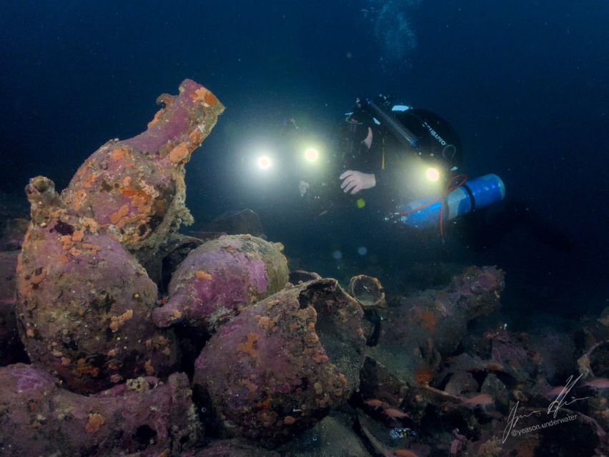 Catania : Diving for patented divers - Guides Andrea and Guerriero and the safety setup