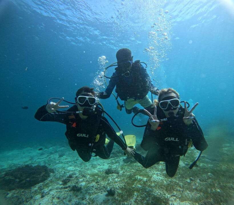 Cebu: Beach Scuba Diving Experience - From the hotel lobby to the beach
