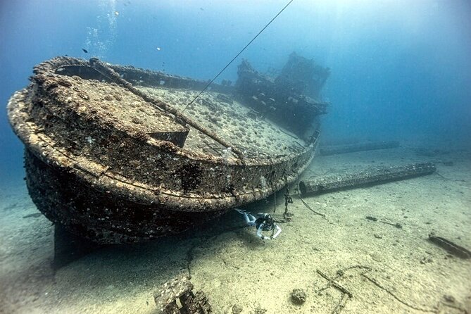 Certified Diver: 2-Tank Deep Wreck and Shallow Reef Dive Off Oahu - Key points at a glance