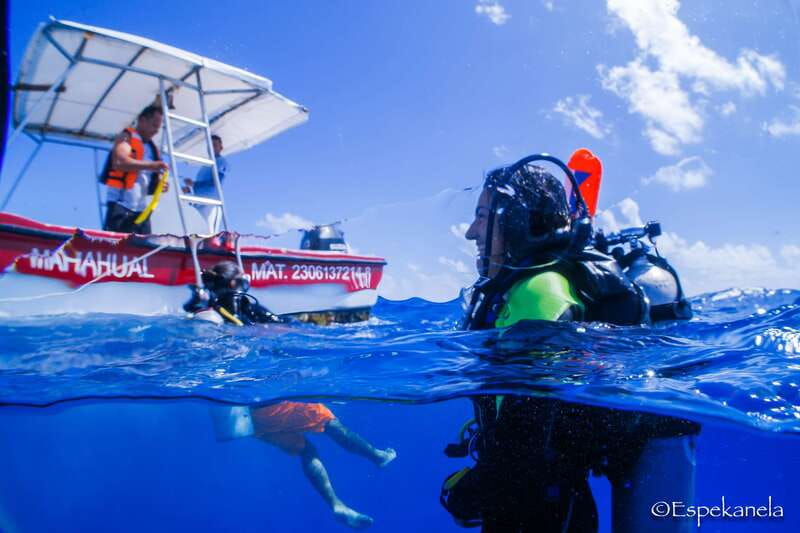 Costa Maya: Discover Scuba Diving Reef Experience - The short speedboat ride to the reef