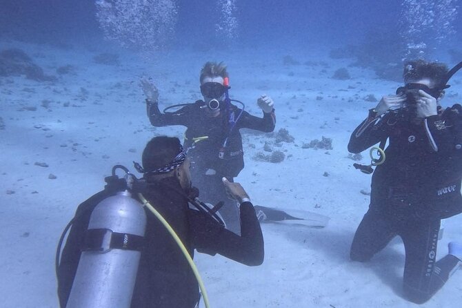 Course for Padi OW in Red Sea and Sinai - A look at the boat day and included food