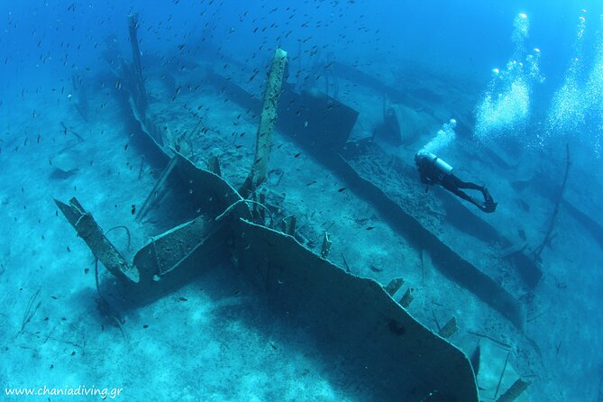 Crete: Scuba Diving for Certified Divers in Chania - The guides and the safety approach