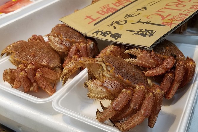 Deep Dive: Osaka Food Markets from Local to Luxurious! - Shop for knives and kitchen goods at Doguyasuji