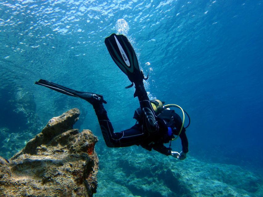 Didim: Scuba Diving Experience w/Hotel Pickup & Lunch - Learning hand signals, breathing, and safety