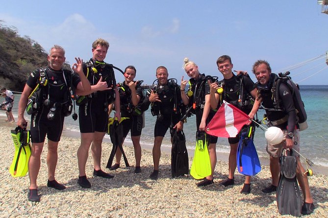 Discover Scuba Dive in Curacao - Three skills in protected water