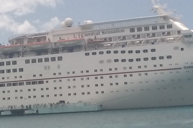 Discover Scuba Diving From Ocho Rios - The controlled area gives beginners room to learn