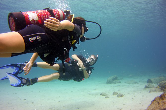 Discover Scuba Diving in Curacao - Reaching Curacao’s Tugboat site