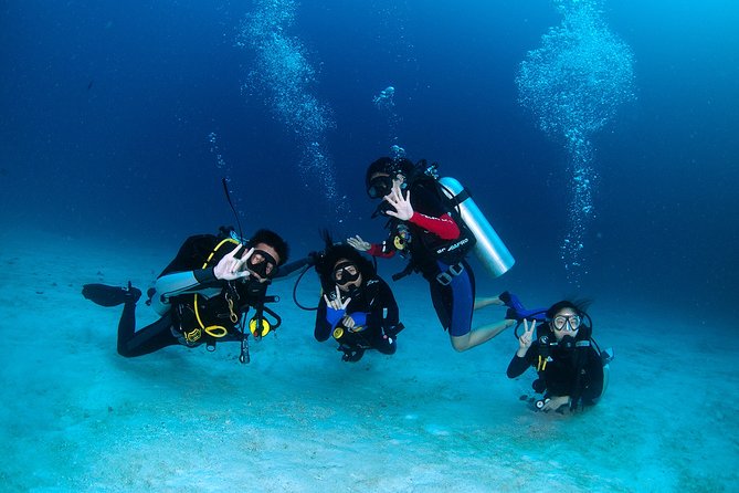 Discover Scuba Diving in Koh Lanta, Thailand - Reaching the sites by fiberglass speedboat