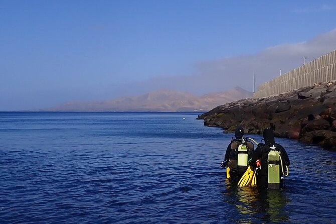 Discover Scuba Diving in Lanzarote (Costa Teguise) - What happens before you enter the water