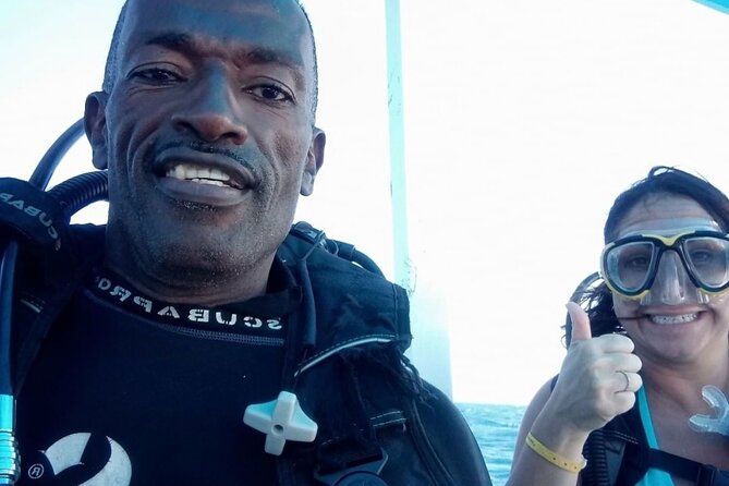 Discover Scuba Diving in Montego Bay-ONE Tank (First time Diving) - Meeting Carl and learning the basics