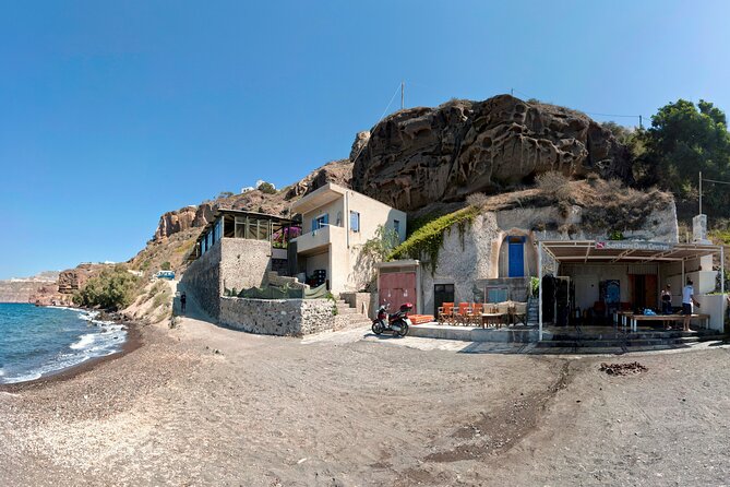 Discover Scuba Diving in the Caldera of the Volcano in Santorini - What the small group changes