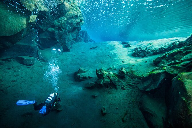 Dive the Divide: Silfra Fissure Scuba Tour | Meet at Thingvellir - The briefing and equipment check