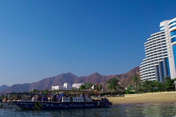 Dive trip to the coral reefs of Fujairah for certified scuba divers - Arriving at Le Meridien Beach Resort