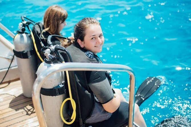 Diving for Beginner Two Dives Boat Trip with transfer in Hurghada - Why this Hurghada trip suits first-time scuba participants