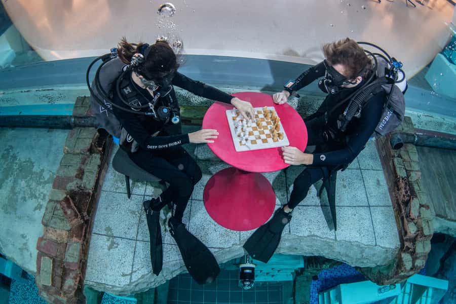 Dubai: Discover Scuba Dive for Beginners at Deep Dive - How much personal attention will you get?
