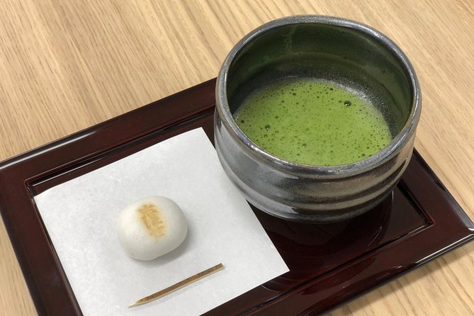 EDOCCO Tea House–A Quick Dive into Japanese Traditional Culture - Matcha preparation with a Japanese sweet
