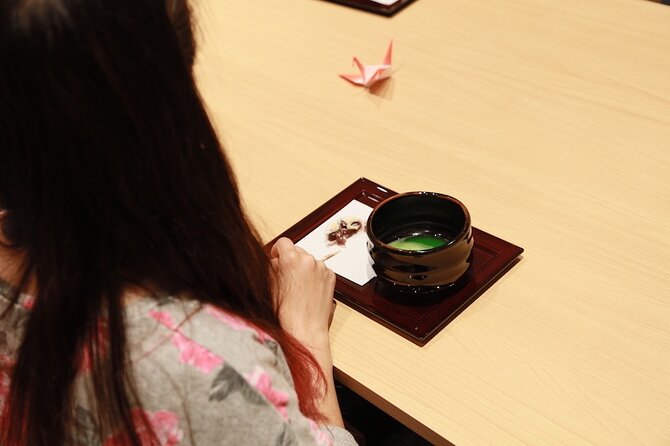 EDOCCO Tea House–A Quick Dive into Japanese Traditional Culture - Origami that works for children and adults