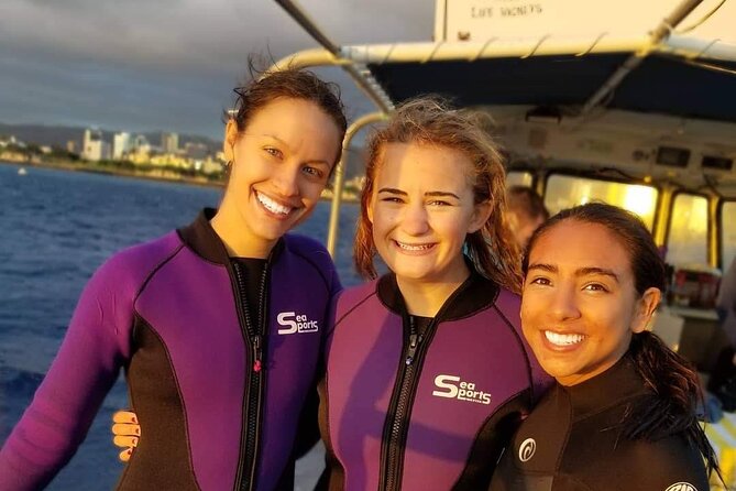 First Time Introductory Scuba Dive - Meeting sea turtles and other wildlife