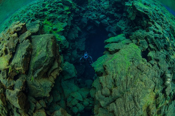 Freedive Silfra Half Day Tour - What the Silfra water is like