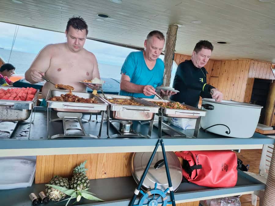 From Pattaya: Snorkeling or Beginner Scuba Diving Tour - Who should book this experience?