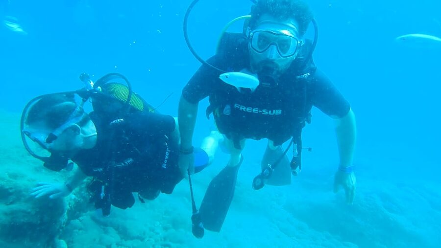 From Side: Guided Scuba Diving in Alanya w/ Lunch & Transfer - Language, pickup, and practical concerns