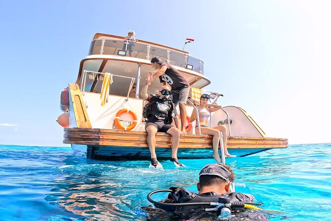 Full Day Scuba Diving Boat Trip for Professional Divers_Hurghada - Two Red Sea sites from Hurghada