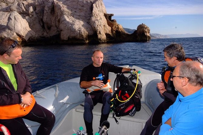 Full-Day Snorkeling and Guided Dive in the Calanques National Park from Marseille - A guided scuba session for beginners and certified participants