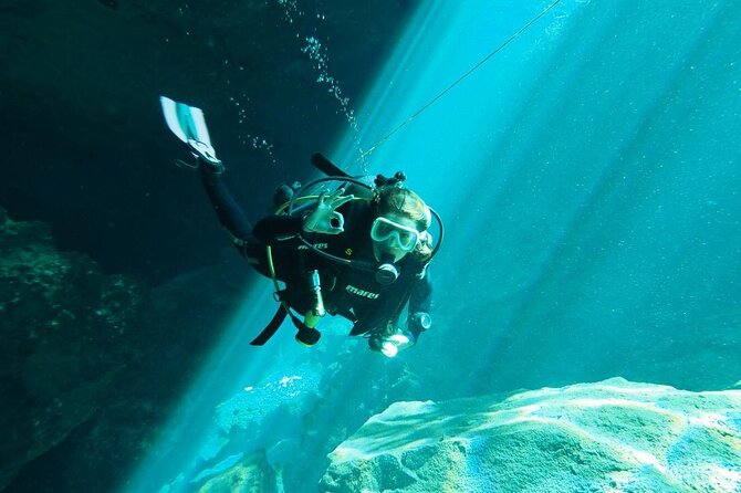 Fun Dive With Scuba Point in Los Cristianos - The boat ride and choosing the site