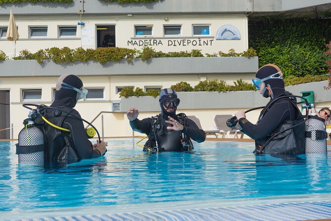 Funchal: Scuba Diving Experience for Beginners - At a glance