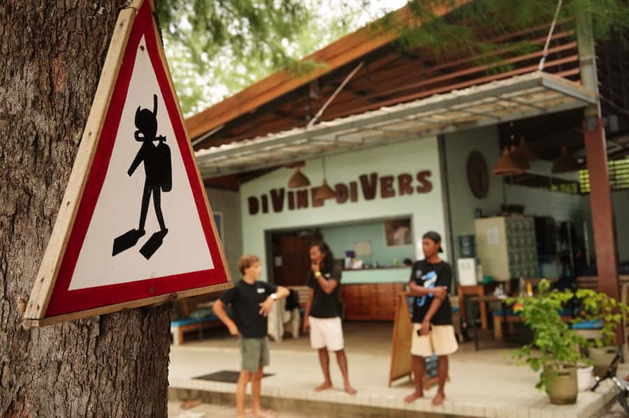 Gili Meno: Discover Scuba Diving for the first time - A 30-minute break before the sea