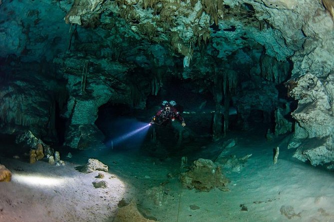 Go for 2 dives in cenote Dos ojos for certified divers - Is $190 a fair price?