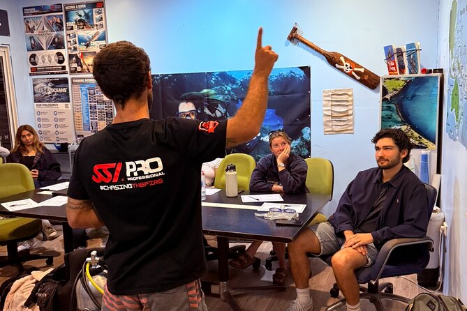 Gold Coast Learn to Dive – Open Water Certification Course - What the $426.76 price covers